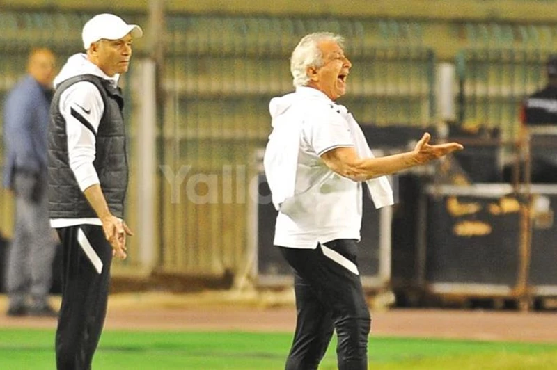 رسائل نارية من طولان بسبب أزمات منتخب مصر الثاني