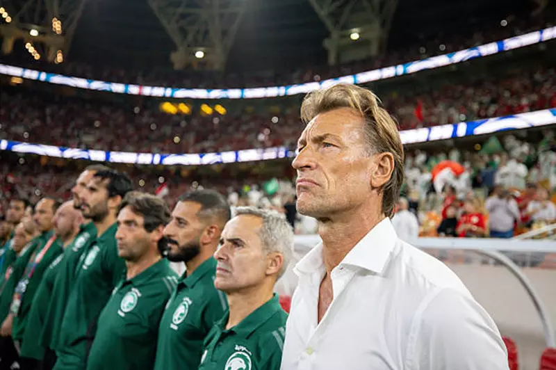 رينارد يسجل رقما سلبيا مع منتخب السعودية